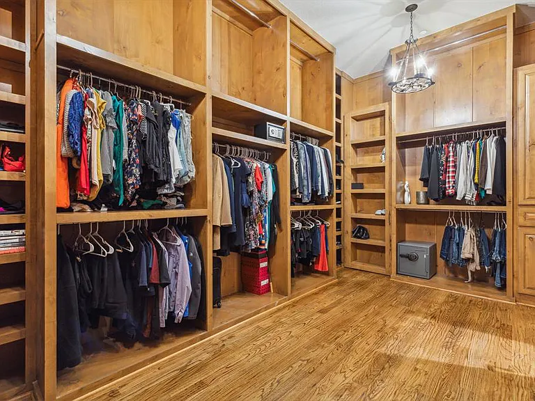 Condo for Sale Gallery Image