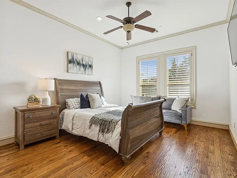 One Bedroom for Rent Gallery Image